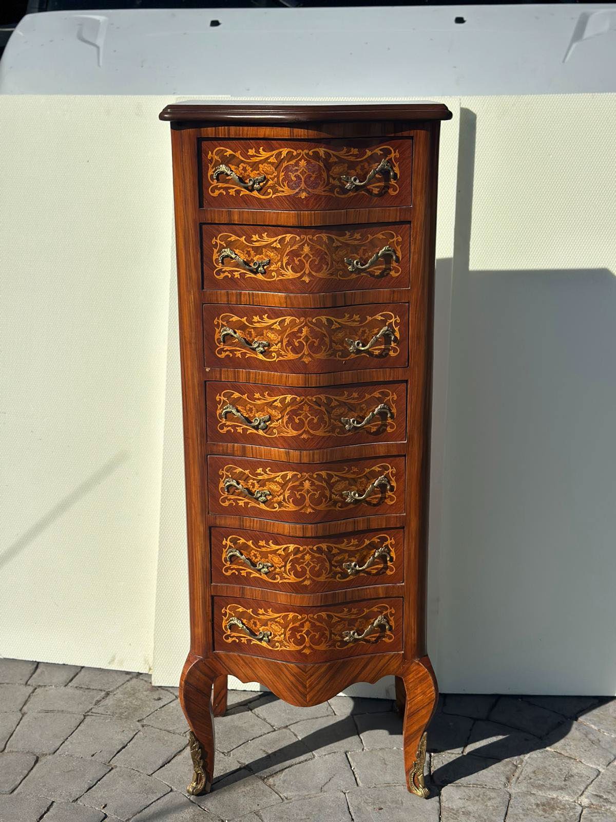 settimanale-bombato-intarsiato-stile-luigi-xv